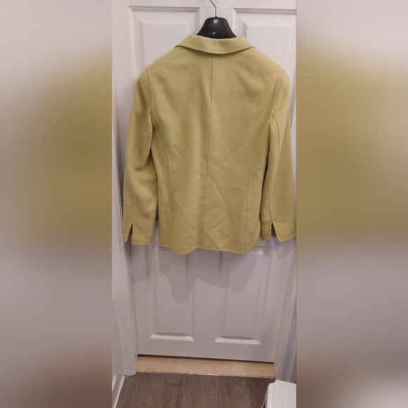 Linda Allard Ellen Tracy, light apple green jacket, size 8 100% wool - Picture 3 of 5